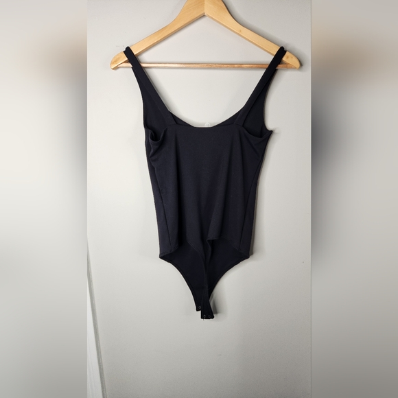 Abercrombie & Fitch black bodysuit medium - Picture 4 of 4